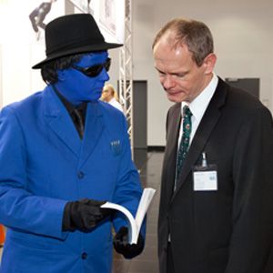 Roboter Walk Act auf Messe