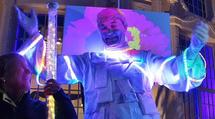 Stelzenläufer buchen